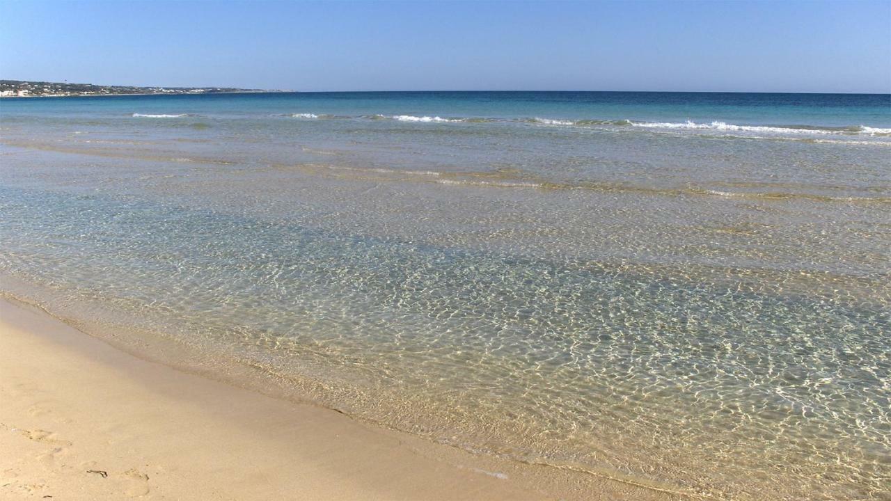 Villa Azzurra Marina Di Pescoluse Exteriör bild