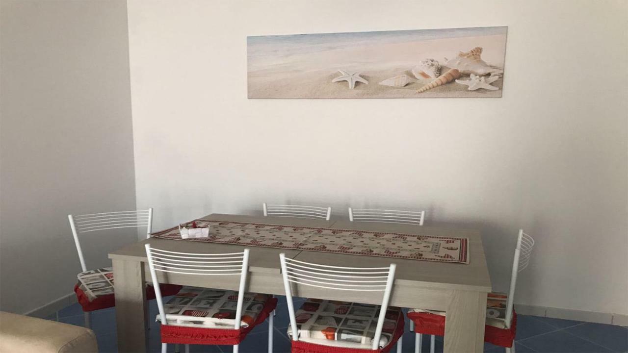Villa Azzurra Marina Di Pescoluse Exteriör bild